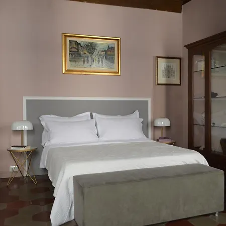 Casa Frida - A Lovely View On Ancient Court