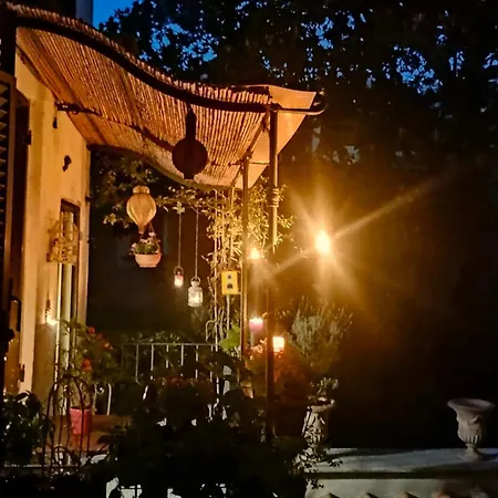 Casa Frida - A Lovely View On Ancient Court Apartment *